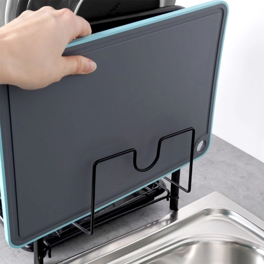 Vágódeszka-tartó és evőeszközkosár