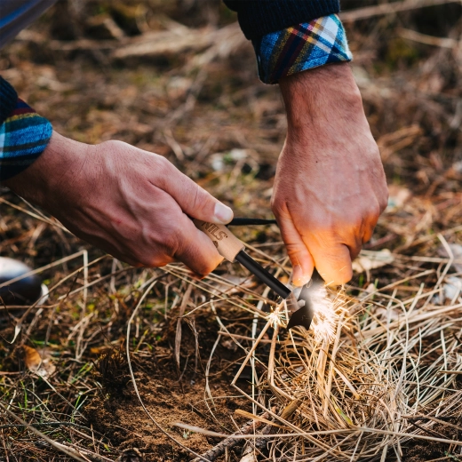 Erős szikrák a gyors tűzgyújtáshoz
