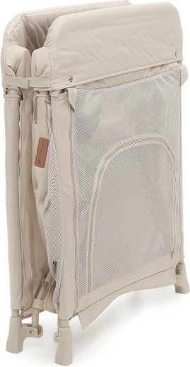 Másodpercek alatt összecsukható és kinyitható