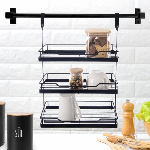 Három szintnyi tárolóhely