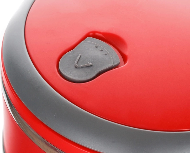 Biztonságos zárás klipszekkel és gőzszeleppel