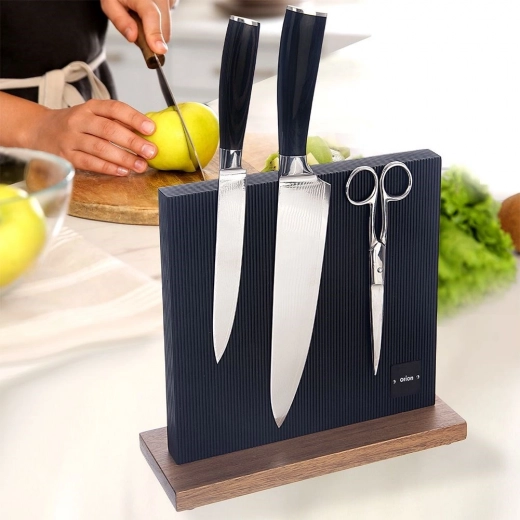 Kétoldalas mágneses felület több tárolóhellyel