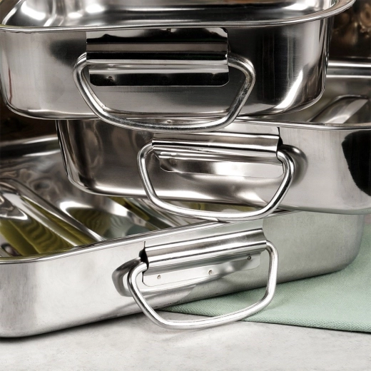 Biztonságos kezelés a lehajtható füleknek köszönhetően