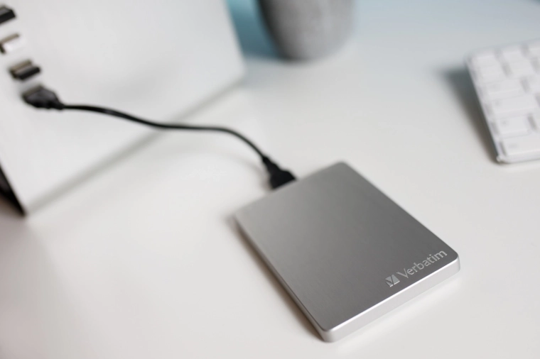 USB‑A és USB‑C készenlét