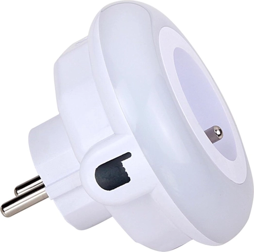 RETLUX LED-es éjszakai fény átmenő aljzattal