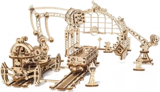 Ugears fa mechanikus kirakó Mechanical Town vasúti átrakóállomás