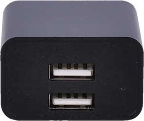Két USB-A port két eszköz töltéséhez