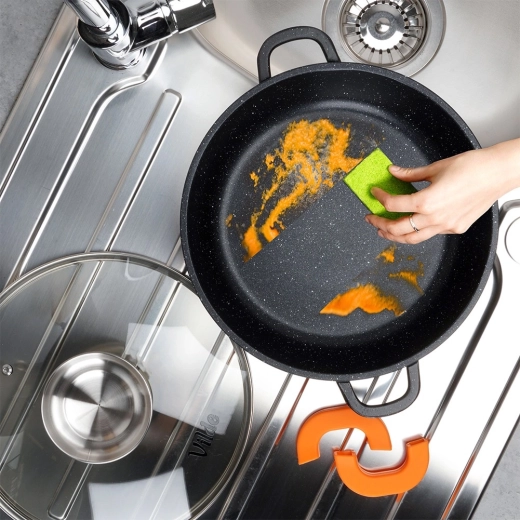 Tapadásmentes gránit felület és könnyű karbantartás