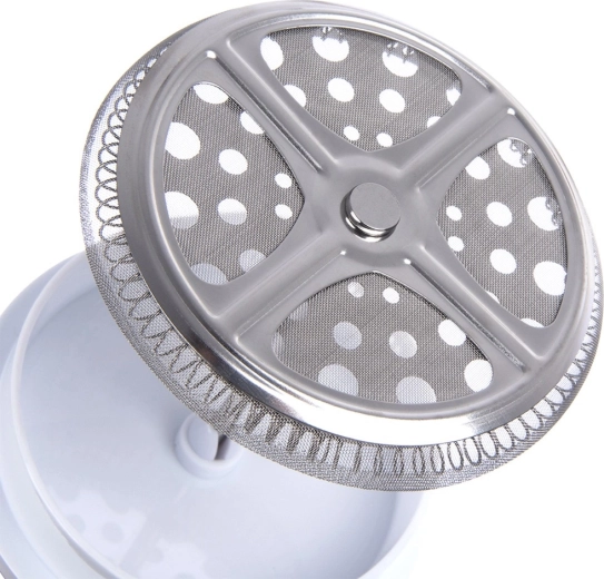 Tiszta ital a finom rozsdamentes szűrőnek köszönhetően