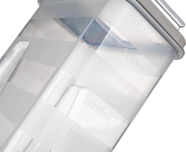 Pontos mérés 250 ml-enkénti jelöléseknek köszönhetően