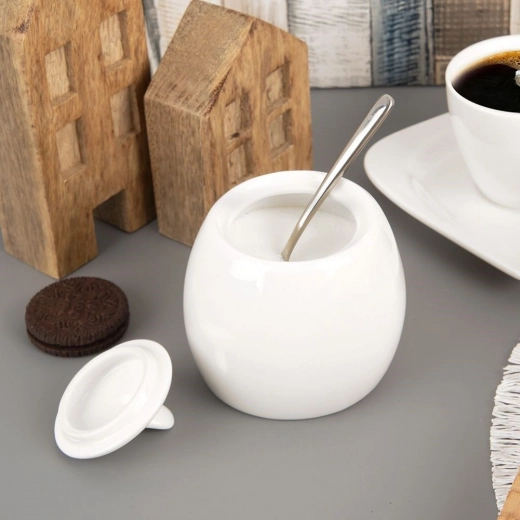 Kényelmes tálalás kávéhoz és teához