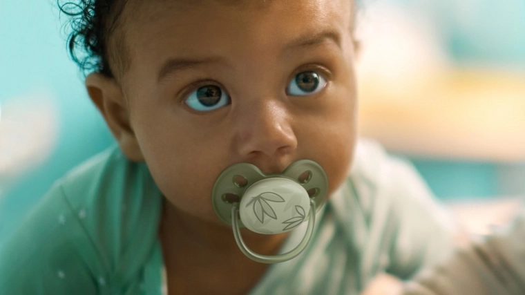 Ortodontikus szilikon cumifej természetes érzettel