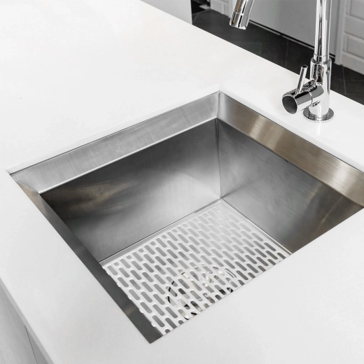 Megbízható védelem a mosogató aljának