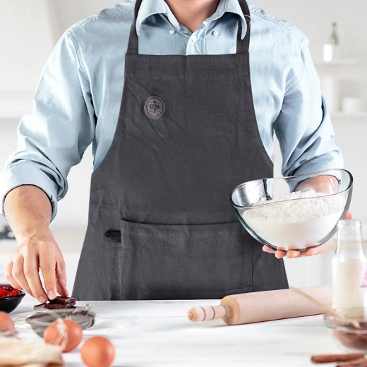 Állítható pánt és kényelmes megkötés