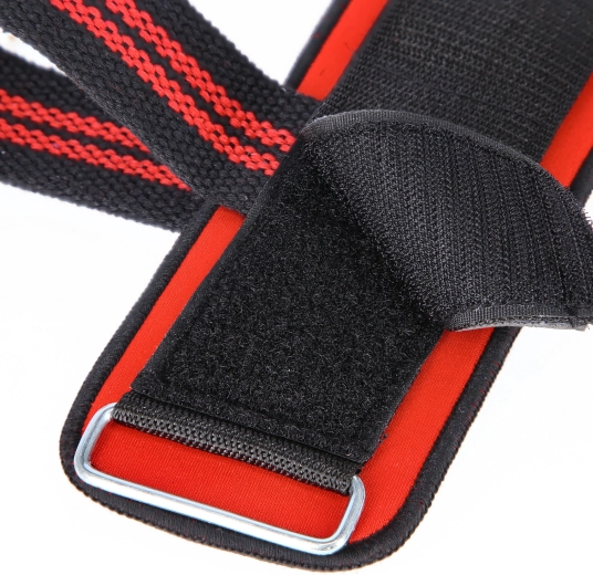 Tartós kivitel fém D-gyűrűvel