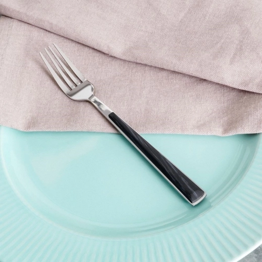 Könnyű karbantartás és mosogatógépes használat