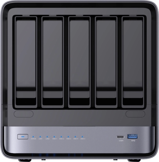 Akár 144 TB és rugalmas RAID ZFS-sel