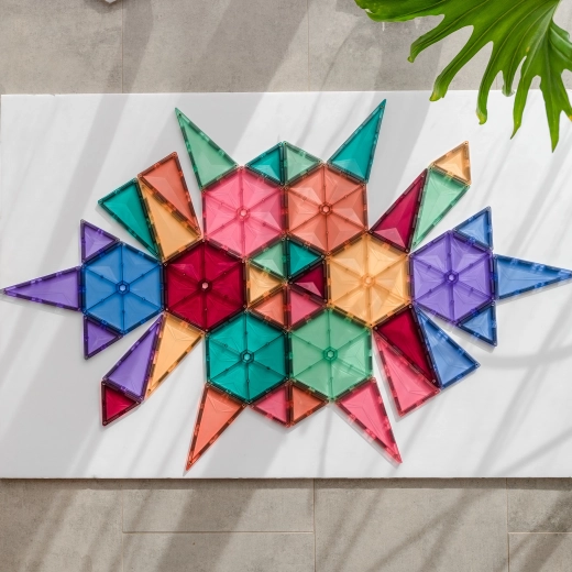 Gyakorlati geometria: csillagok, mozaikok és térbeli modellek