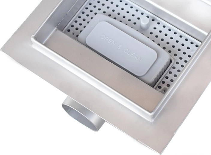 Könnyű tisztítás kivehető kosárral