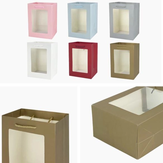 Ajándéktáska 32 × 26 × 12 cm – vegyes motívumok