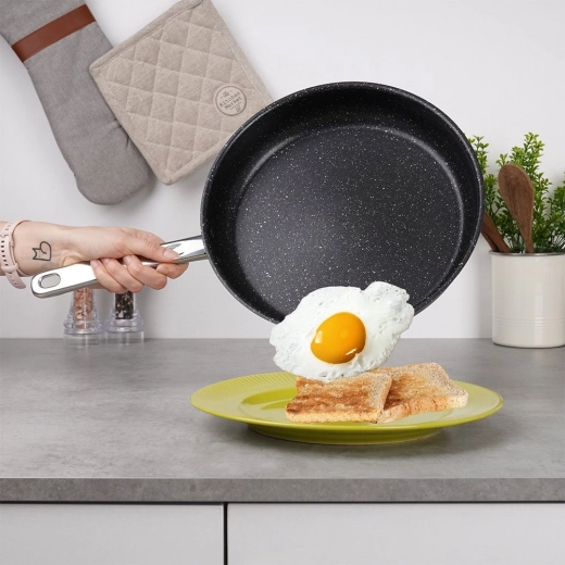 Tapadásmentes gránit felület az egészséges főzéshez