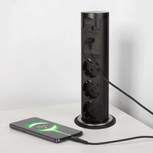 Hálózati tápellátás és USB-töltés kéznél