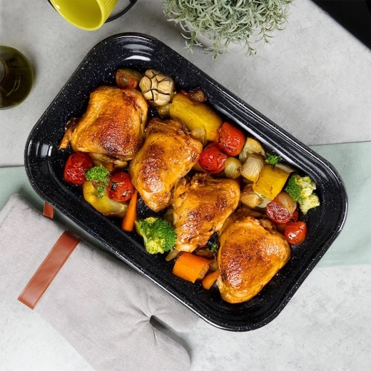 Nagy, 6 literes űrtartalom családi adagokhoz