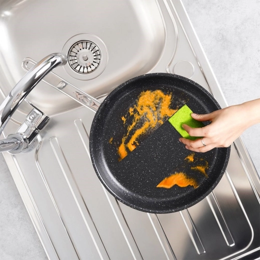 Könnyű tisztítás és karbantartás