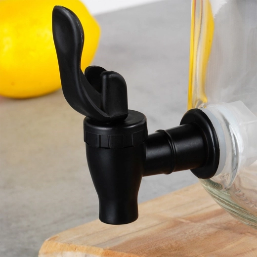 Kényelmes kiöntés a csapnak köszönhetően