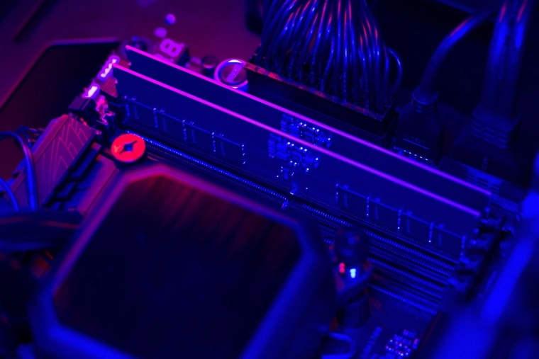 Stabilitás integrált PMIC-cel