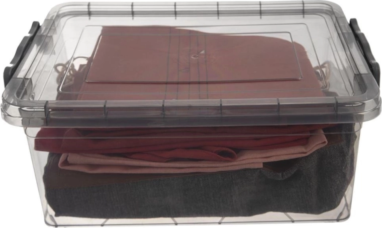 Egymásra rakható tárolórendszer