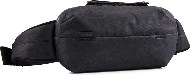 Thule Aion fekete utazási övtáska