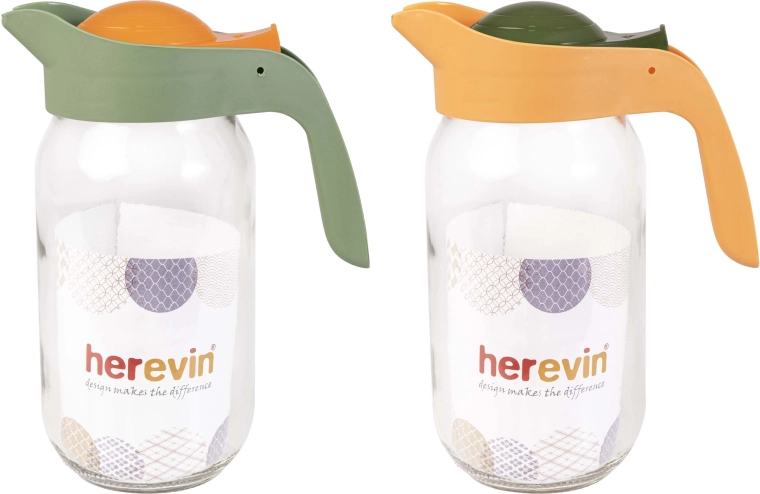 1 l-es kancsó üvegből műanyag tetővel