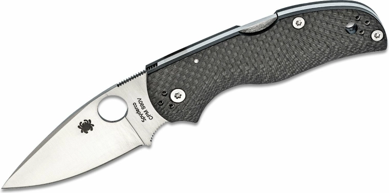 Spyderco Native 5 zárókés karbonból, szatén 7,5 cm