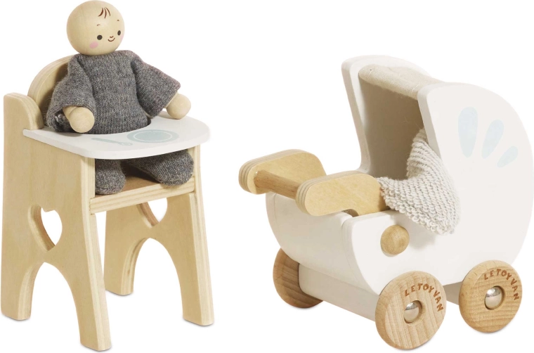 Le Toy Van fából készült babaház gyerekszoba babával