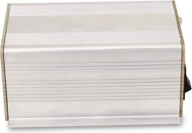 Ultrahangos rágcsálóriasztó autóba 24 V, elemes