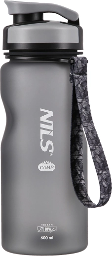 NILS CAMP tritán ivópalack 600 ml fekete