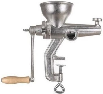 Öntöttvas gyümölcsprés apró gyümölcsökhöz, fa fogantyúval BANQUET