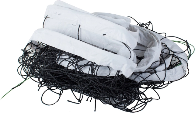 Röplabdaháló 9,5 × 1 m feszítő acélkötéllel és szállítótáskával