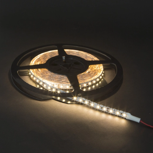LED-szalag nappali fehér fénnyel, 3000 K, 5 m
