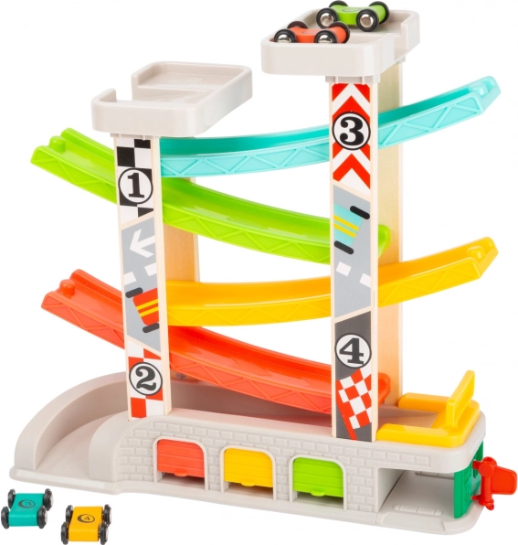 Versenypálya parkolóval és garázsokkal