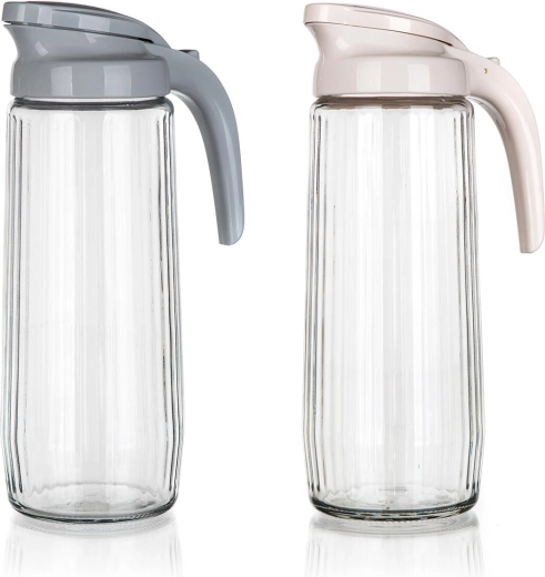 Stripe üvegkancsó, 1,5 l, műanyag tetővel
