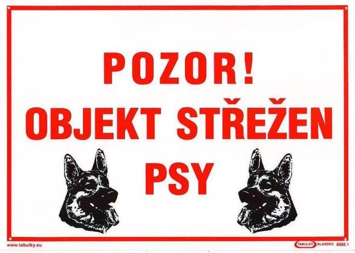 Figyelmeztető tábla Vigyázat! Az objektumot kutyák őrzik A4 műanyag