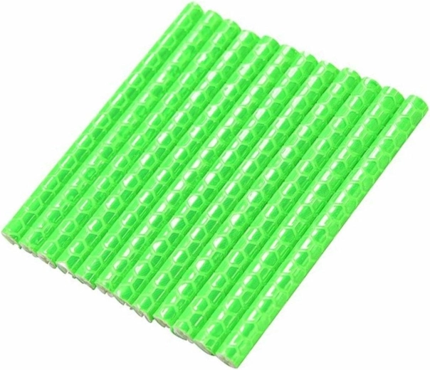 Zöld fényvisszaverő csövek kerékpárküllőre