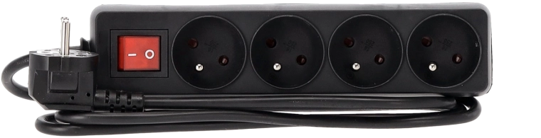 Túlfeszültségvédős hosszabbító kapcsolóval, 4 aljzat, 1,5 m, fekete