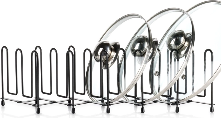 Kihúzható fém fedő- és tányértartó, fekete, 8–74 cm