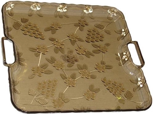 Krystal 30 × 30 cm-es tálalótálca üvegimitációs, strapabíró műanyagból