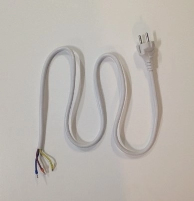 220 V-os tápkábel, 75 cm