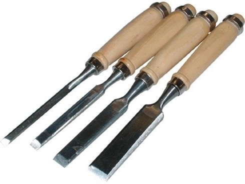 4 darabos vésőkészlet fa nyéllel