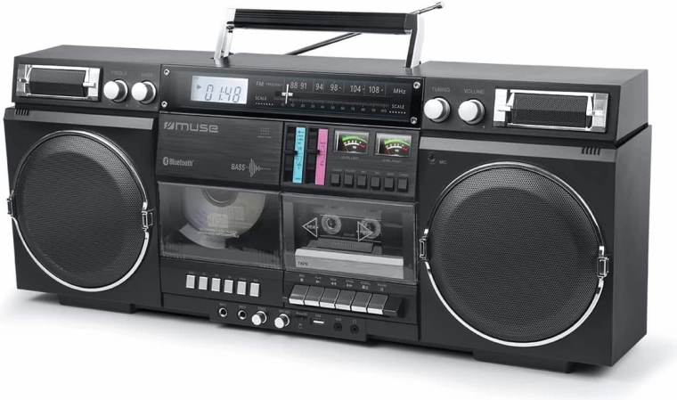 Boombox M-380 GB fekete